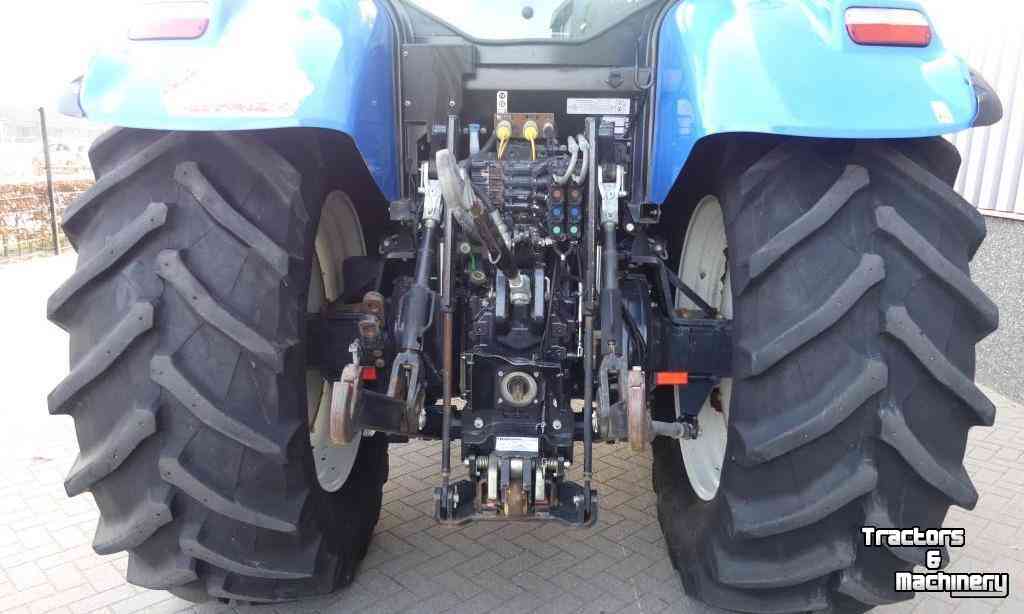 Tracteurs New Holland T7.210 + Frontloader