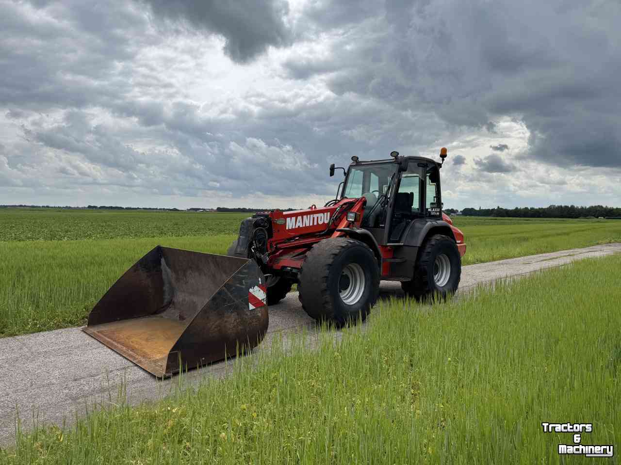 Chargeuse sur pneus telescopique Manitou MLA 628-120LSU