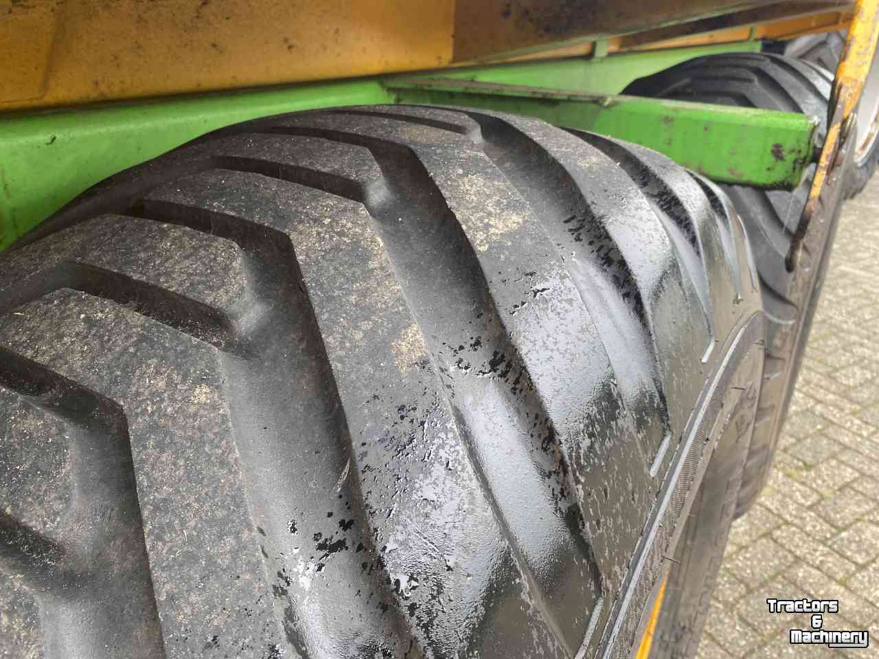 Benne agricole Joskin 12 ton