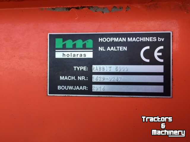 Distributeur de fourrage en bloc Holaras RABBIT 5000