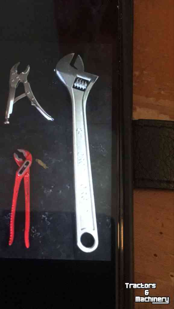 Autres machines et accessoires pour l'atelier et terrain  Set baco groot waterpomp ,griptang