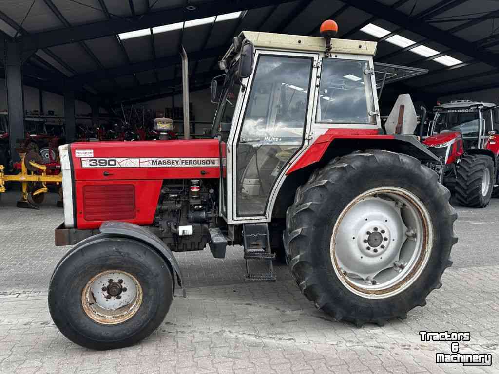 Tracteur Massey Ferguson 390