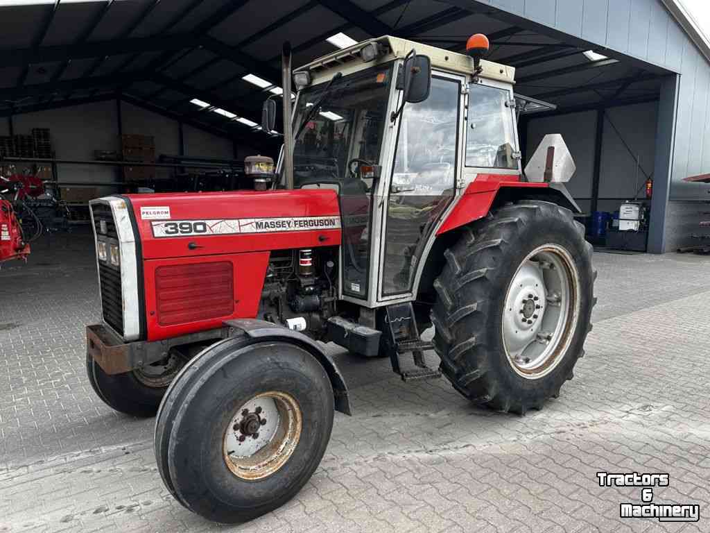 Tracteur Massey Ferguson 390