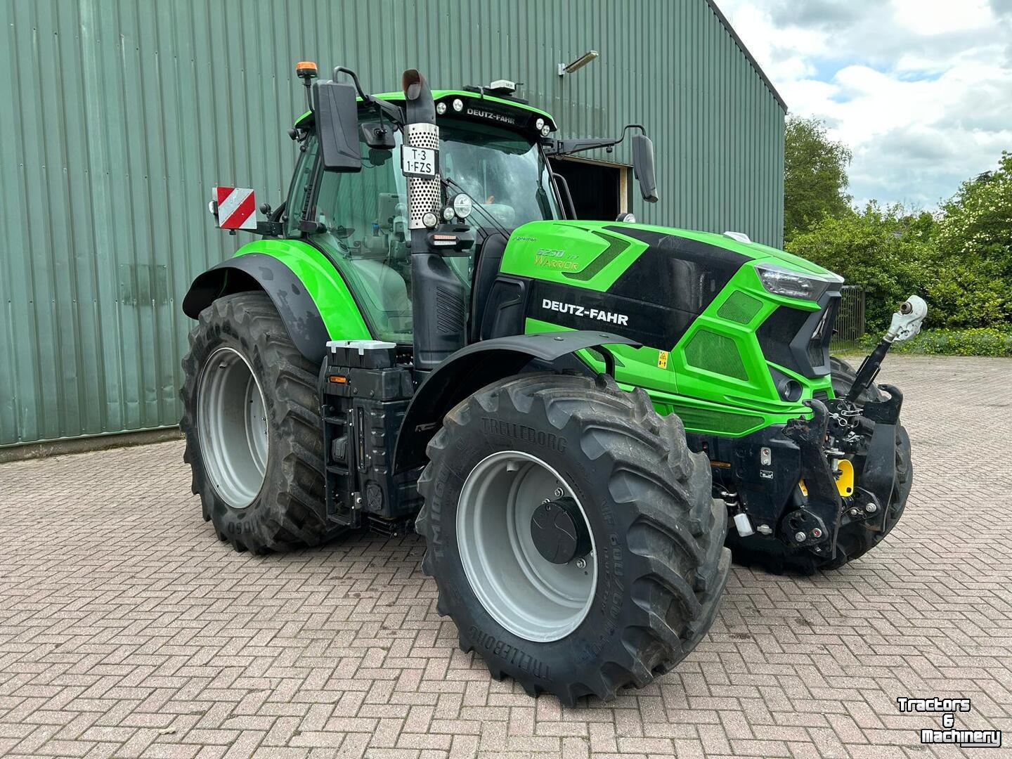 Tracteur Deutz-Fahr 6230 TTV Warrior