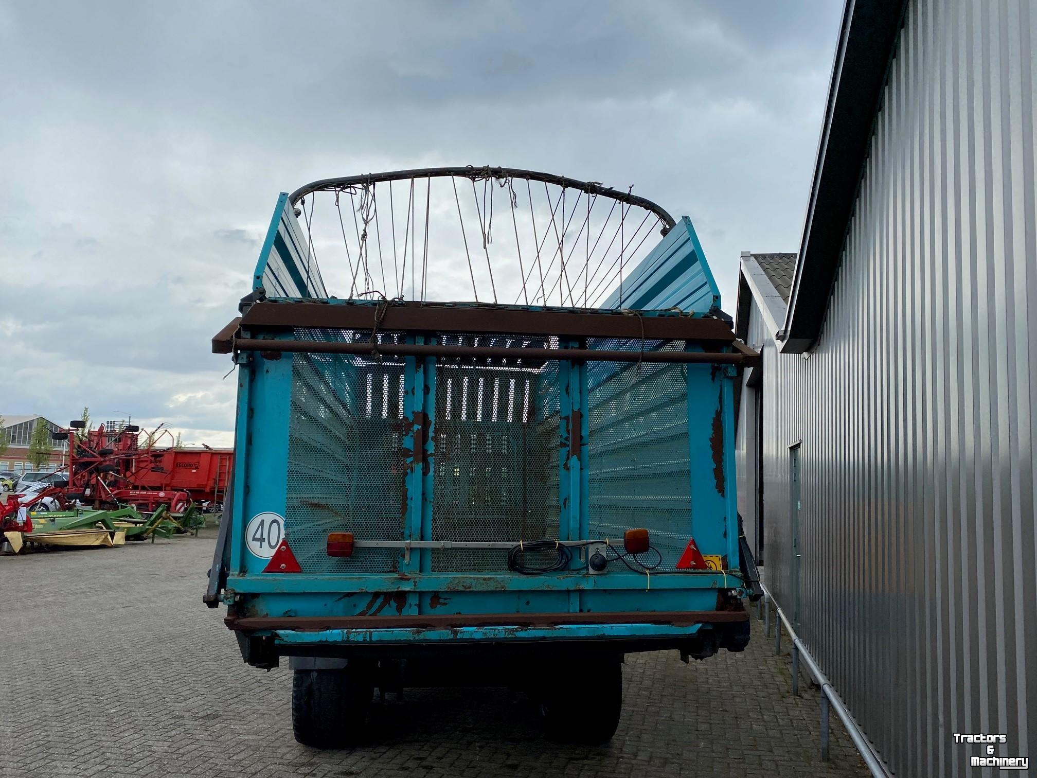 Autochargeuse Mengele Rotant 745