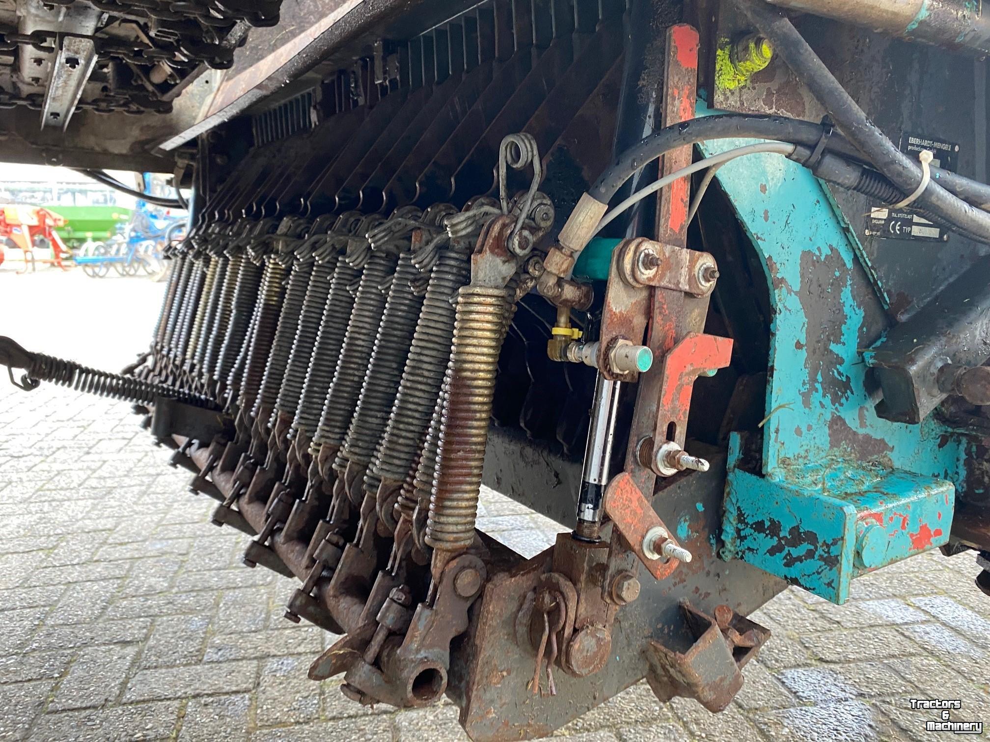 Autochargeuse Mengele Rotant 745