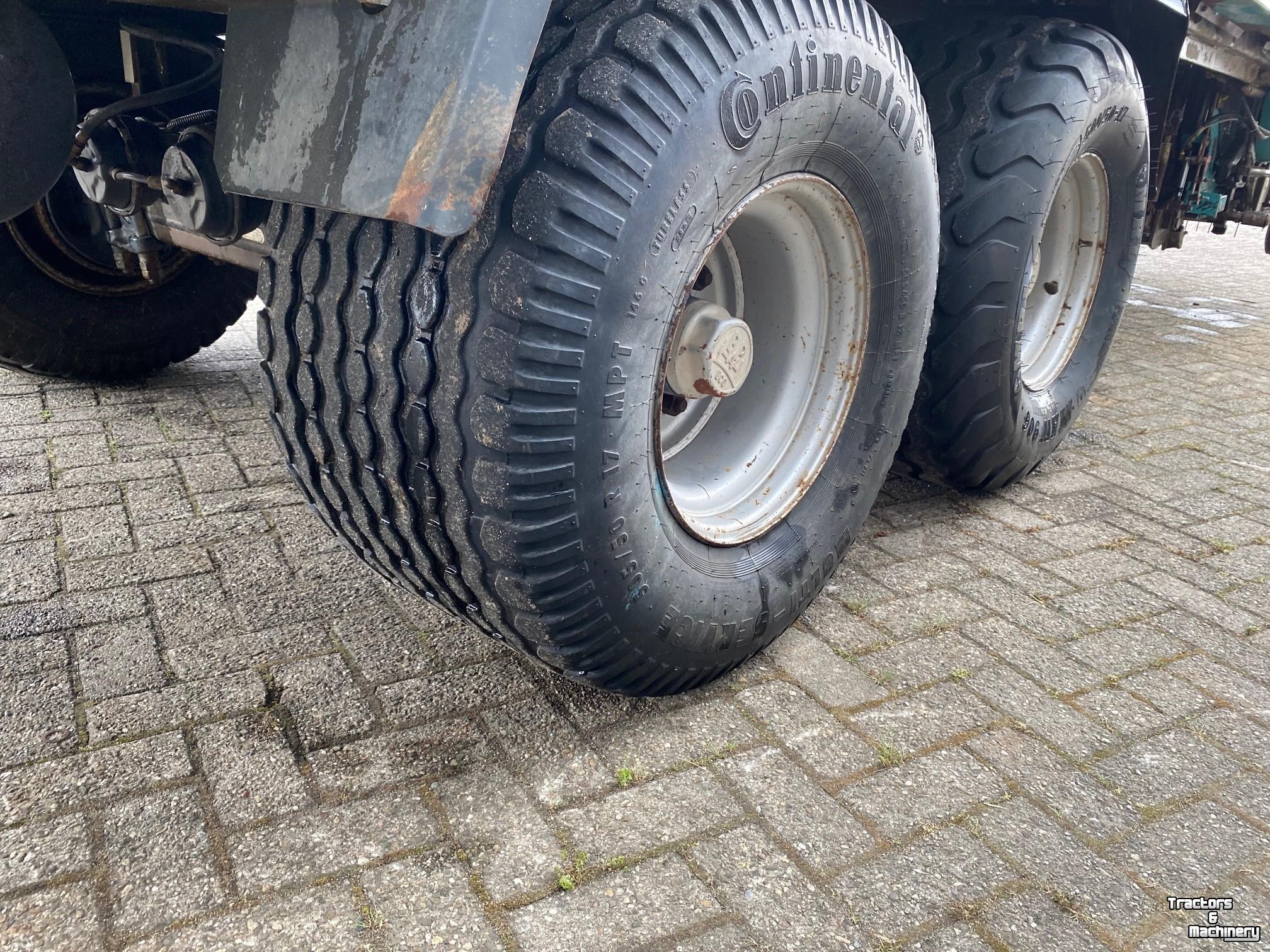 Autochargeuse Mengele Rotant 745