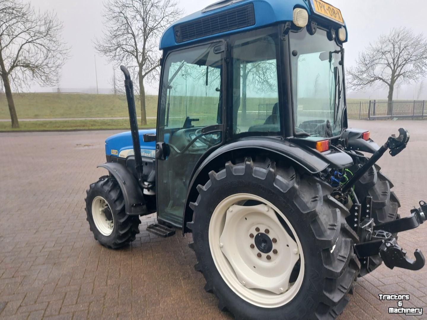 Tracteur New Holland TN75VA