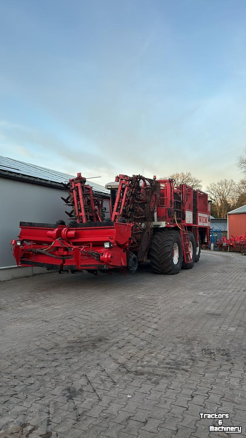 Arracheuse de betteraves WKM /Agrifac Hexa 12rij