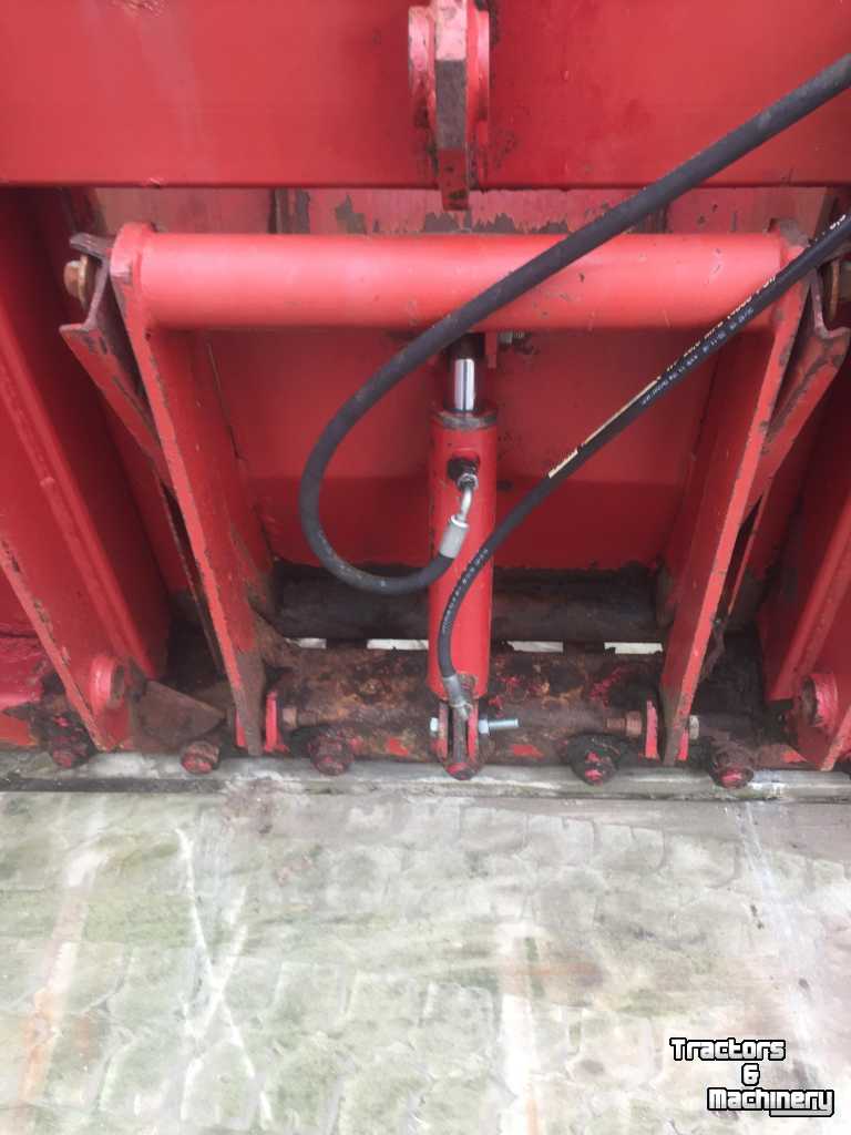 Coupe-blocs d'ensilage Strautmann Silozanger 234 Kuilhapper voermachines