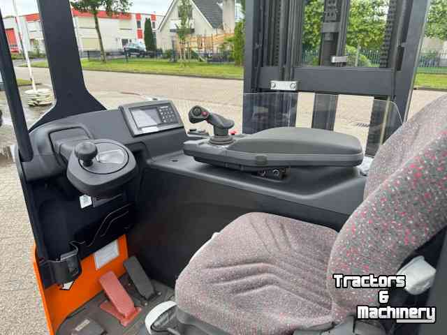 Chariot élévateur Doosan BR25JW-9