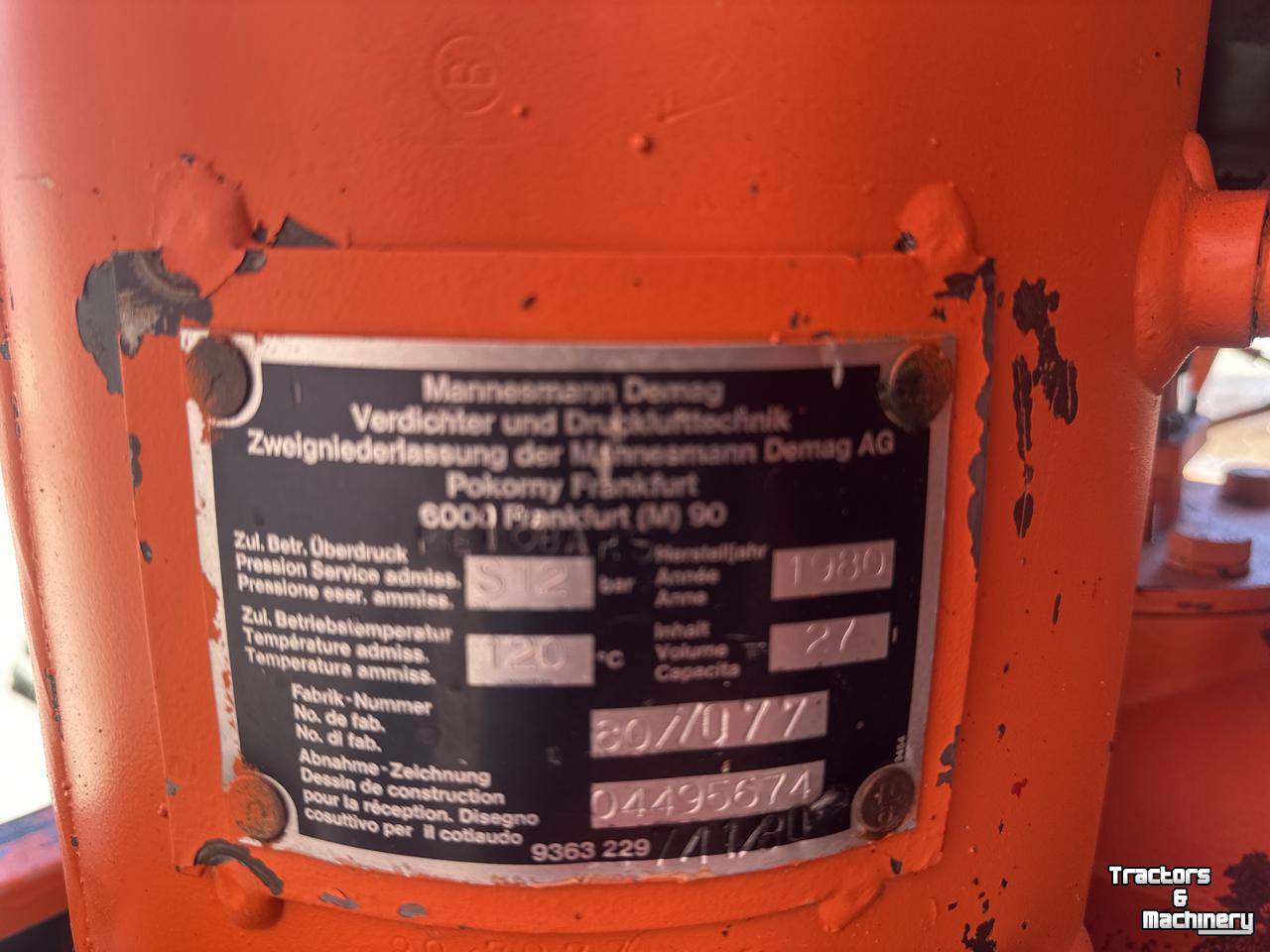 Compresseur pour verger Mannesmann Demag Lucht compressor Mannesmann Demag