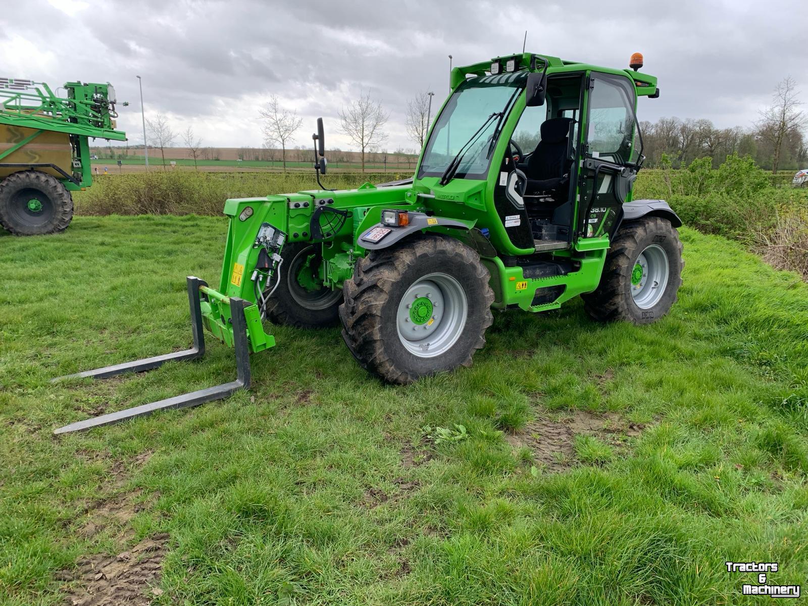 Chargeur Télescopique Merlo TF38.10 CS136