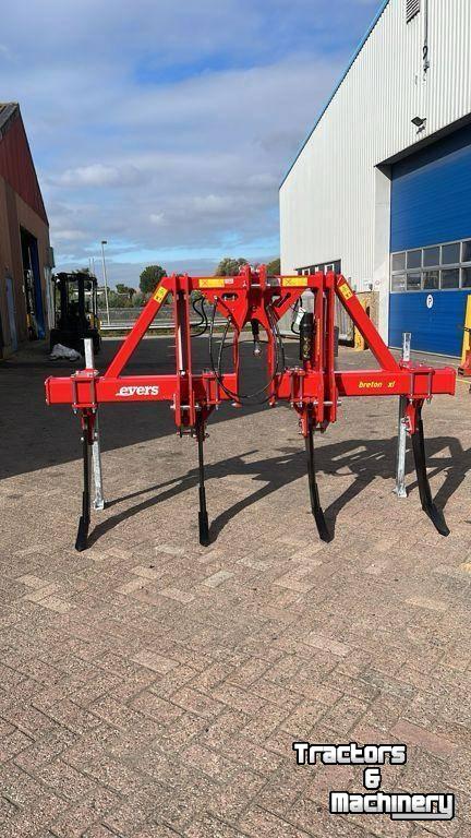 Cultivateur Evers Breton XL met hefinrichting