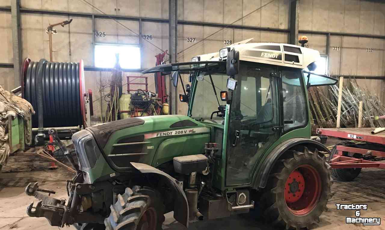 Tracteur pour vignes et vergers Fendt 208 V Vario TMS Smalspoor Tractor