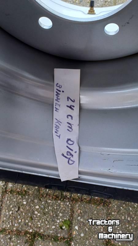 Roues, Pneus, Jantes, Barillets Jumelage  bkt/trekker / loader banden