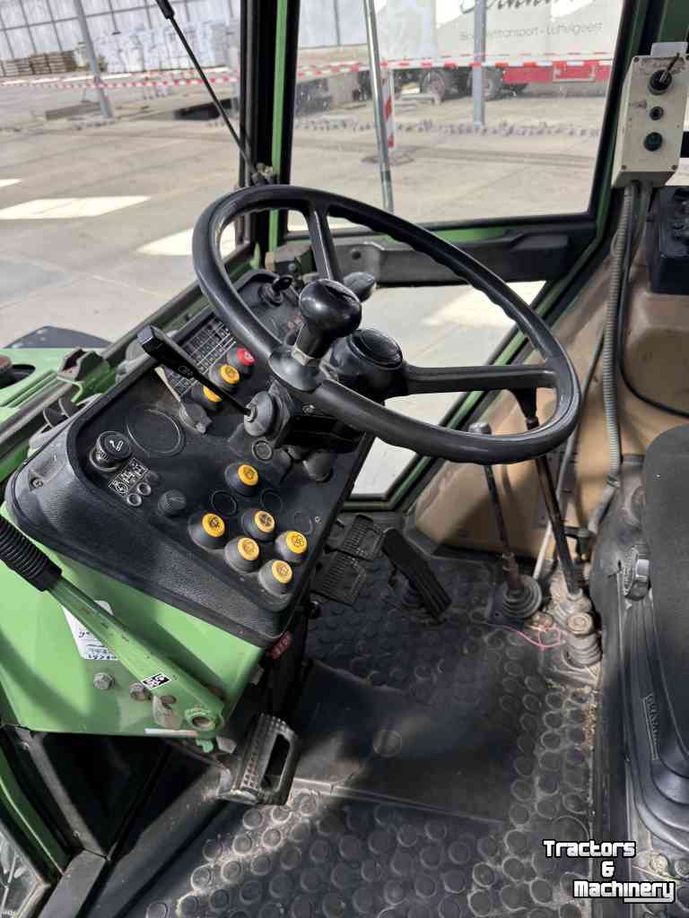 Tracteur Fendt Farmer 307 LSA turboMATIK