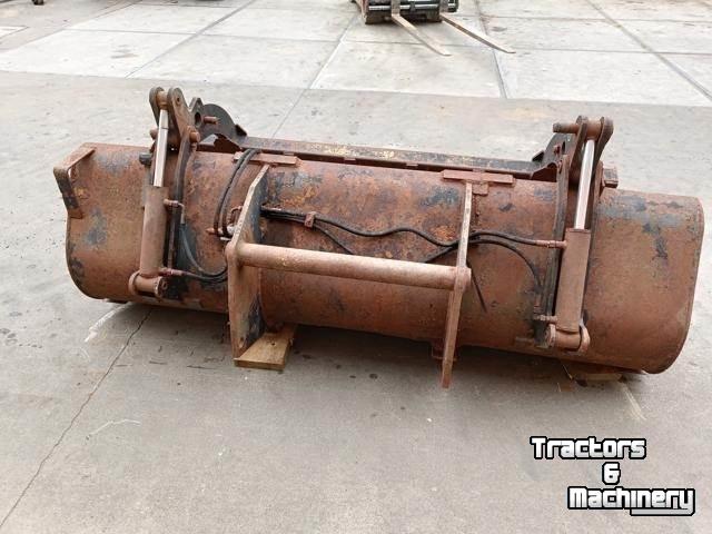 Autres tracteurs et accessoires  Geen merk/Sans marque 2400