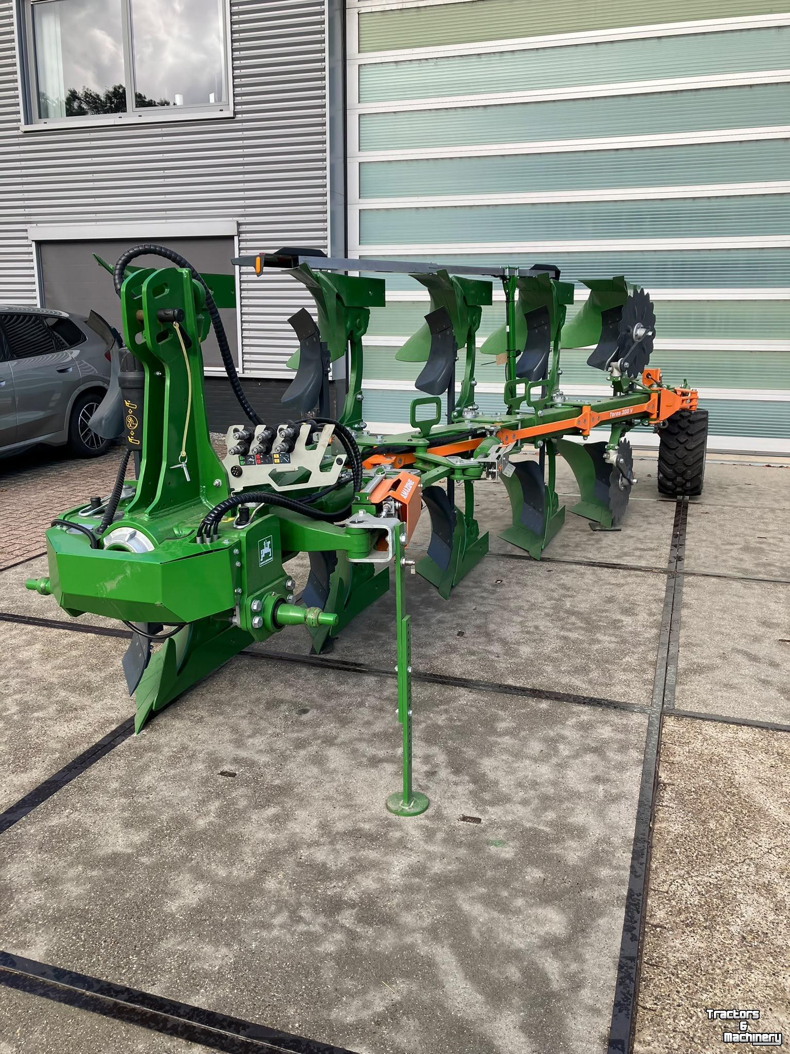 Charrues Amazone Teres 300 V 100
