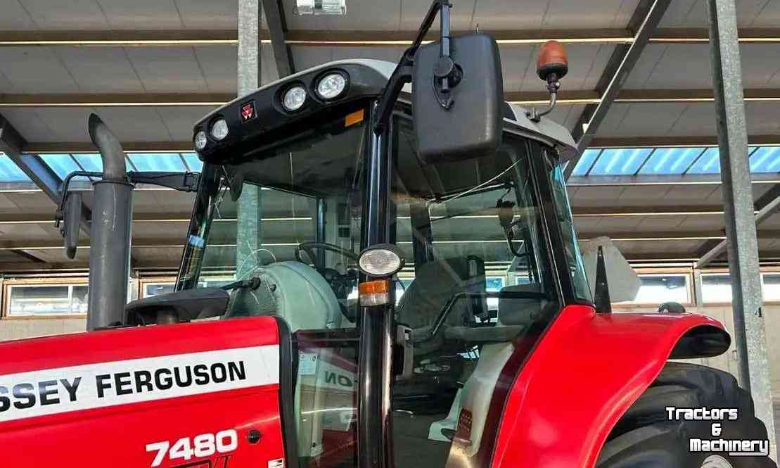 Tracteurs Massey Ferguson 7480 Dyna VT Tractor
