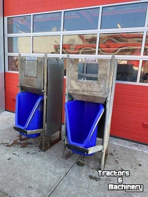 Installation d‘alimentation DeLaval Krachvoerstations Feedboxes
