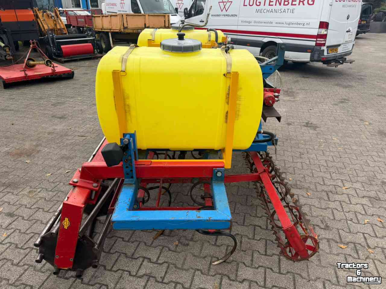 Cultivateur Zibo FC 300 frontcultivator met spuitopbouw *Gereserveerd*