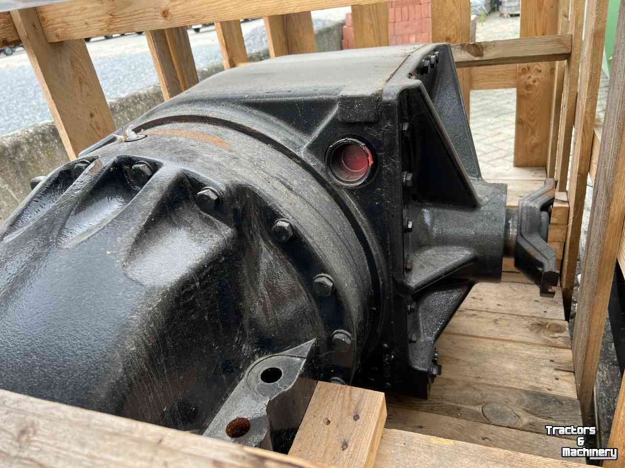 Tracteur New Holland Achteras T9  Quadtrac as Parts nr:51530370