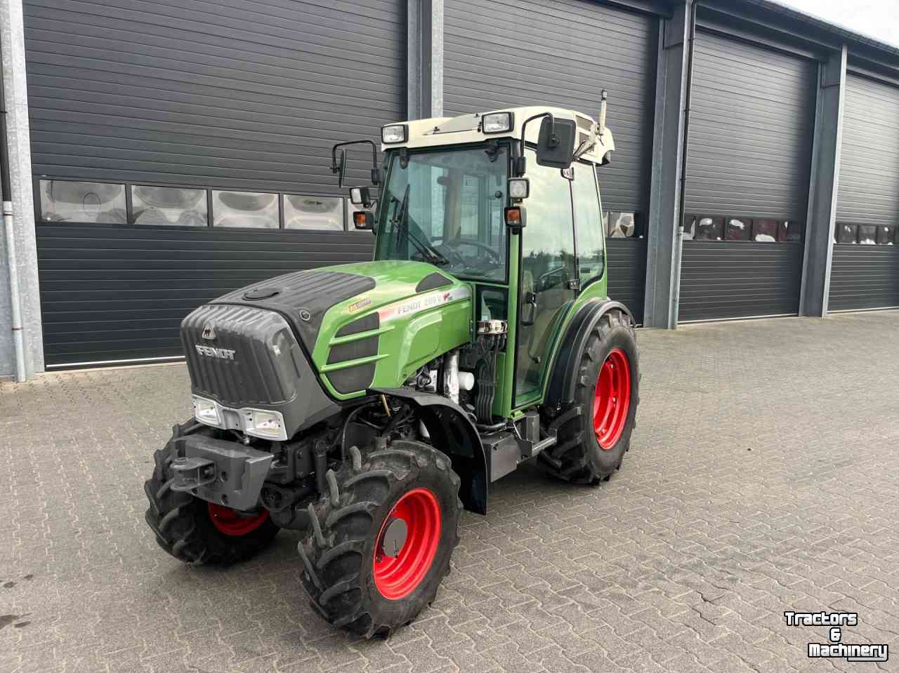 Tracteur Fendt 209 V