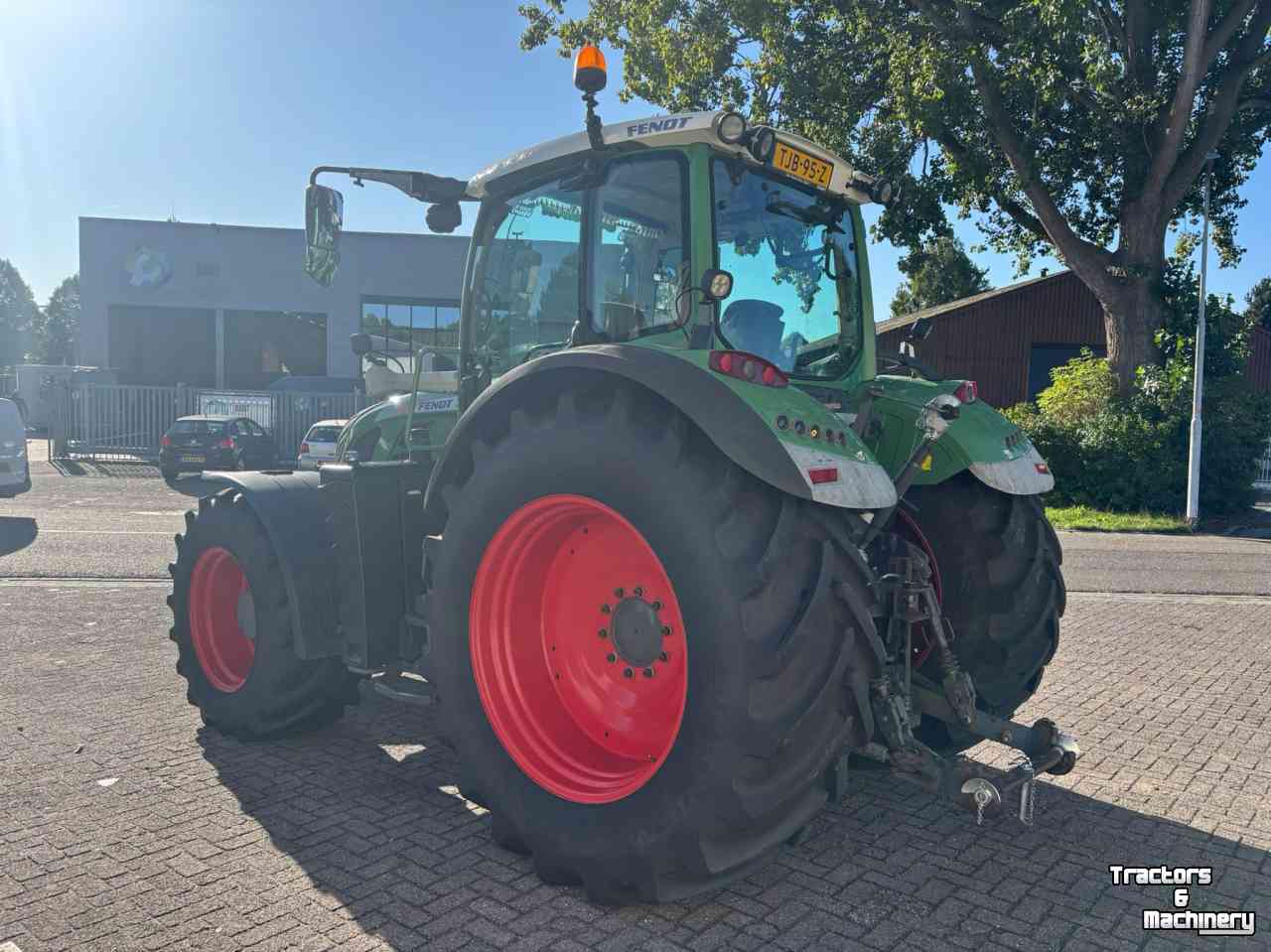 Tracteur Fendt 724