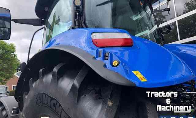Tracteurs New Holland T7. 210 Tractor Traktor