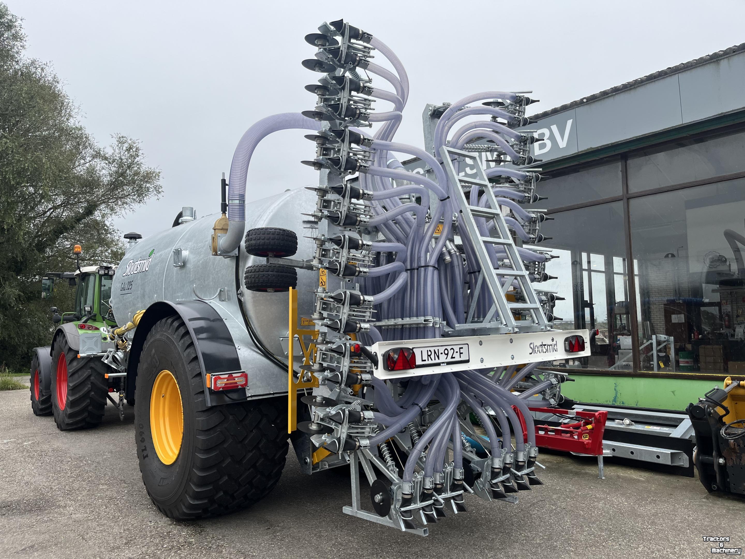Tonneau de lisier Slootsmid Solid 125 met SZB 720 bemester