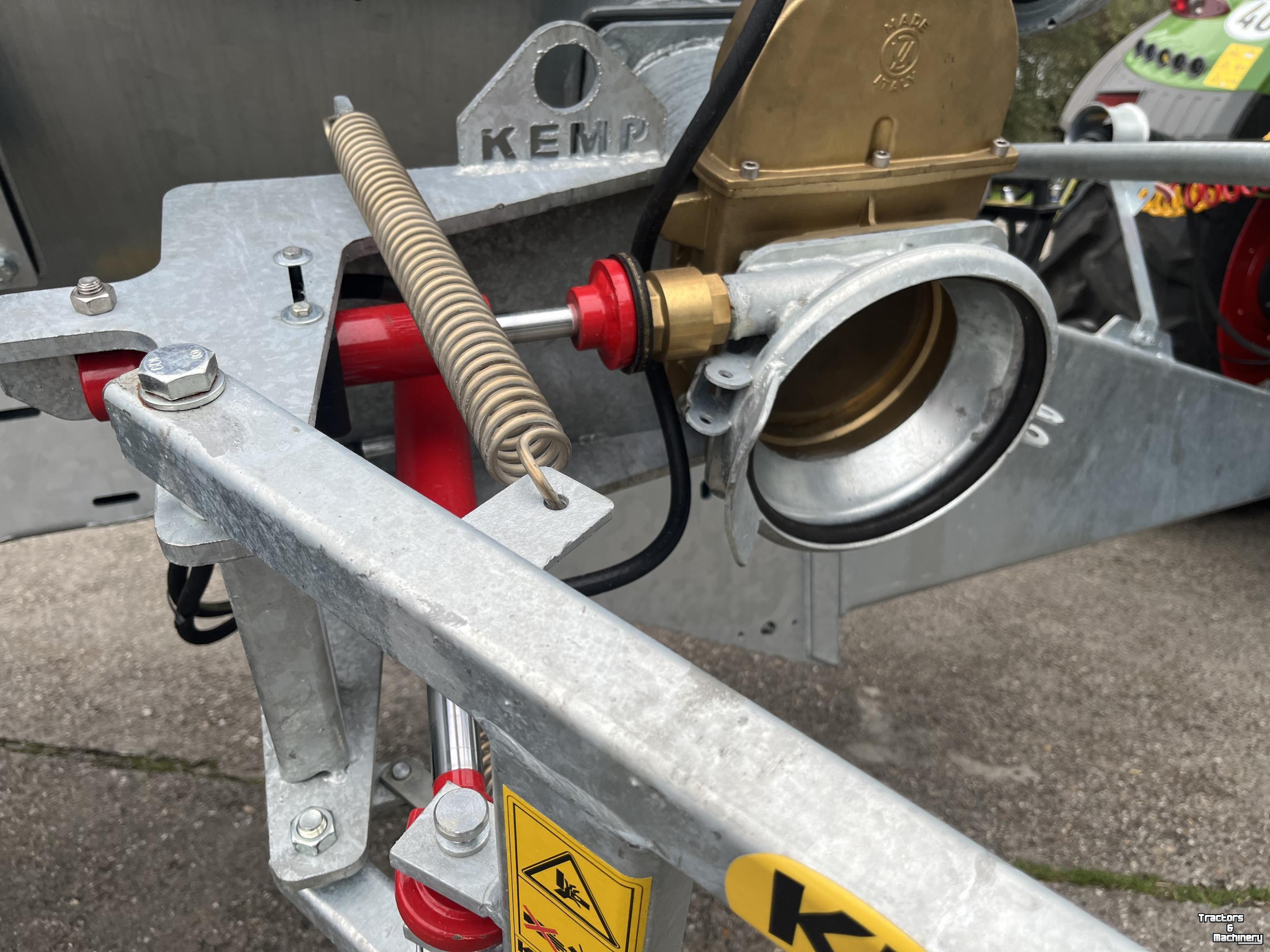 Tonneau de lisier Slootsmid Solid 125 met SZB 720 bemester