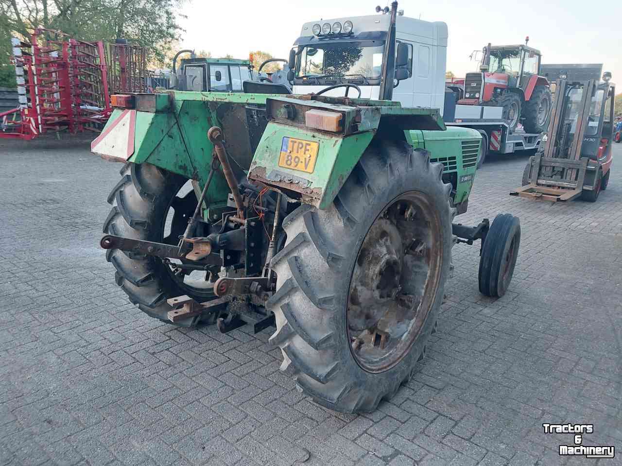 Tracteurs Deutz-Fahr 6806