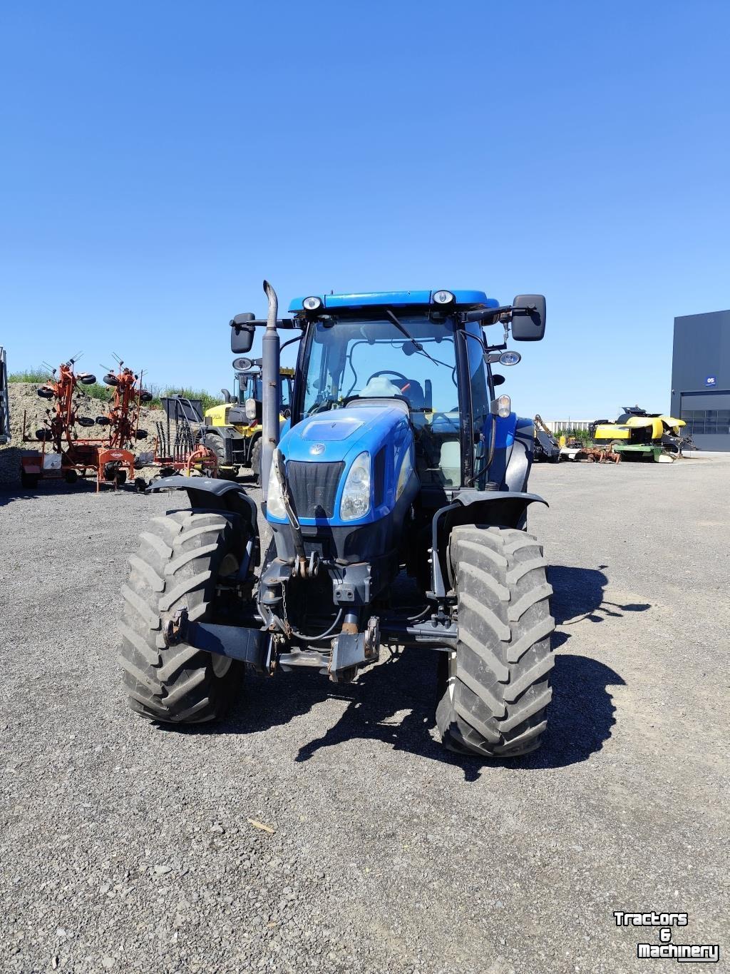 Tracteur New Holland T6070 PLUS