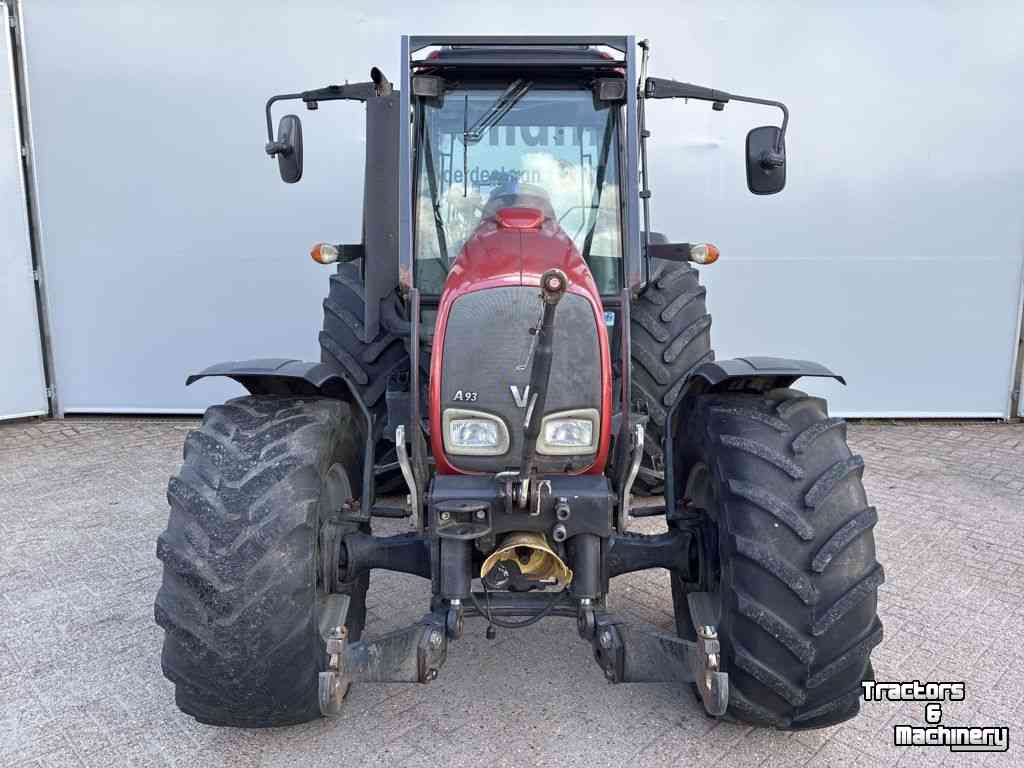 Tracteur Valtra A93 Tractor