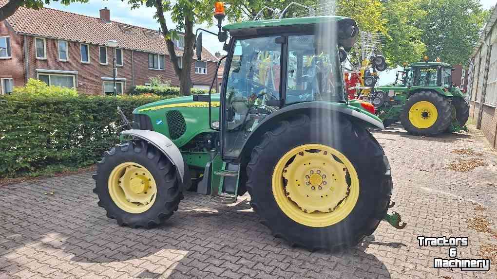 Tracteur John Deere 5620