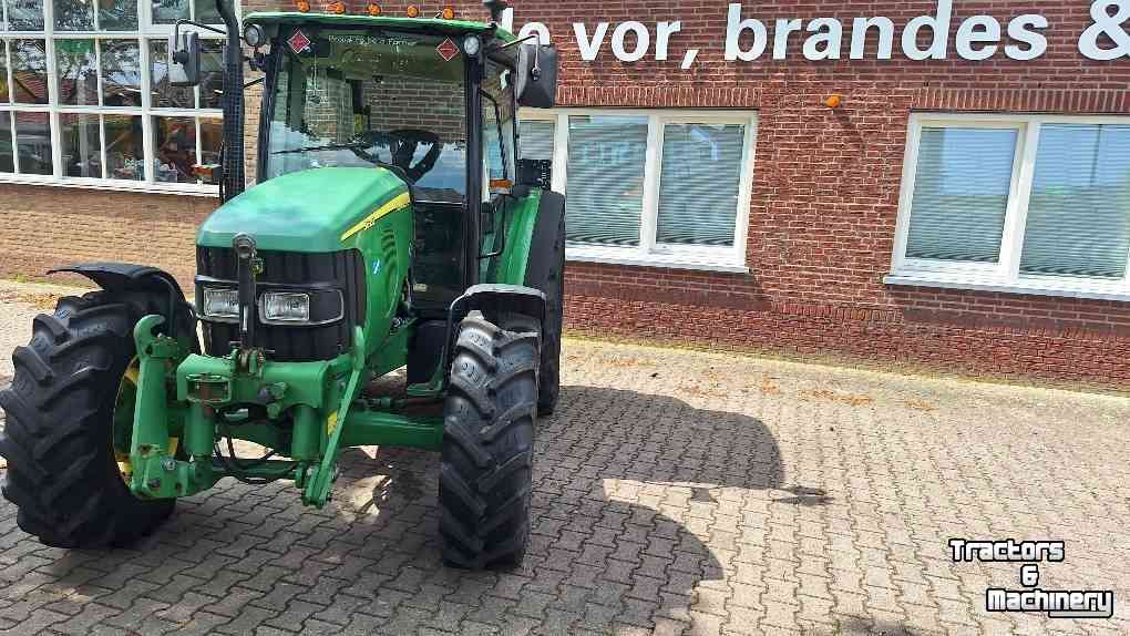 Tracteur John Deere 5620