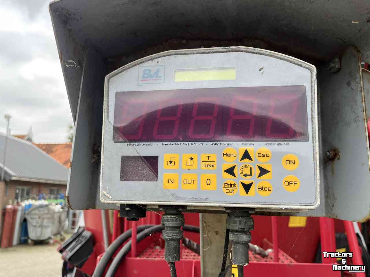 Mélangeuse BVL BVL van Lengerich V-MIX 13-1LS voermengwagen voermachines