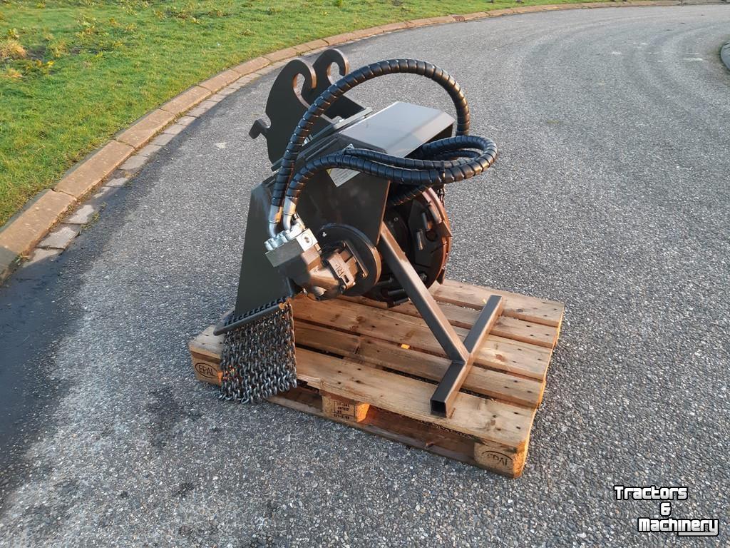 Fraiseuse de souches Hemos S 550-040
