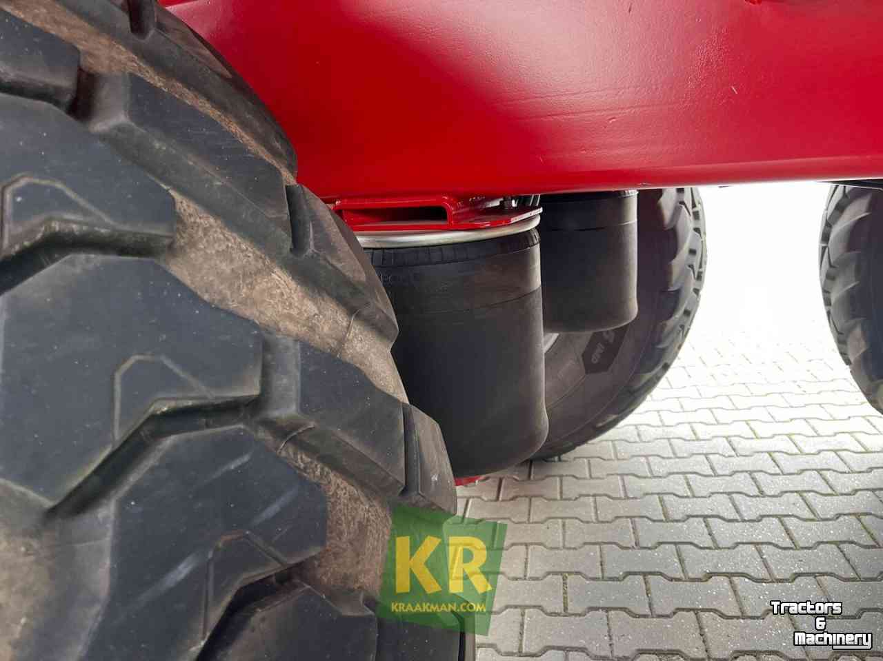 Benne agricole Krampe BIG BODY 700