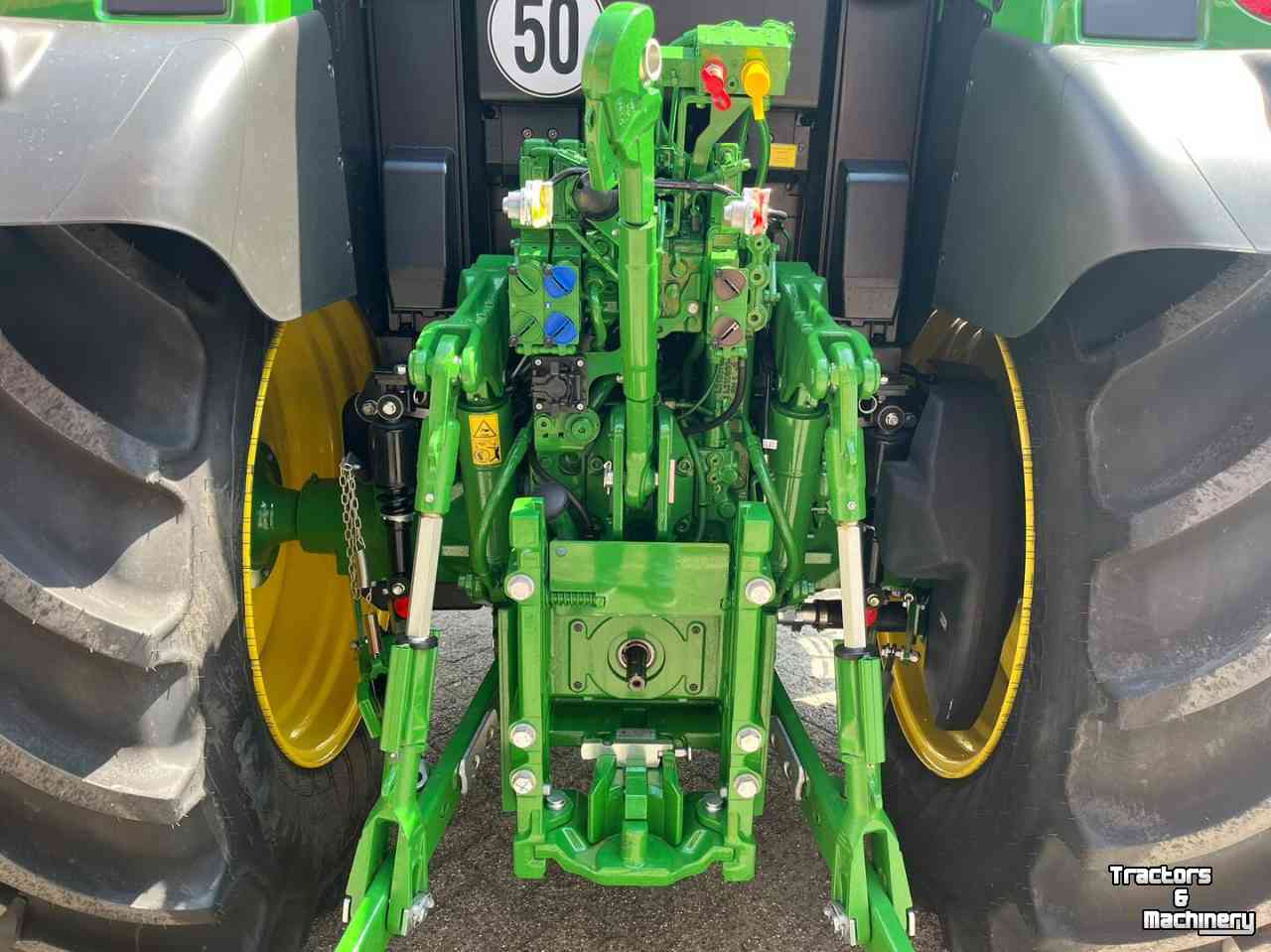 Tracteur John Deere 6M 125