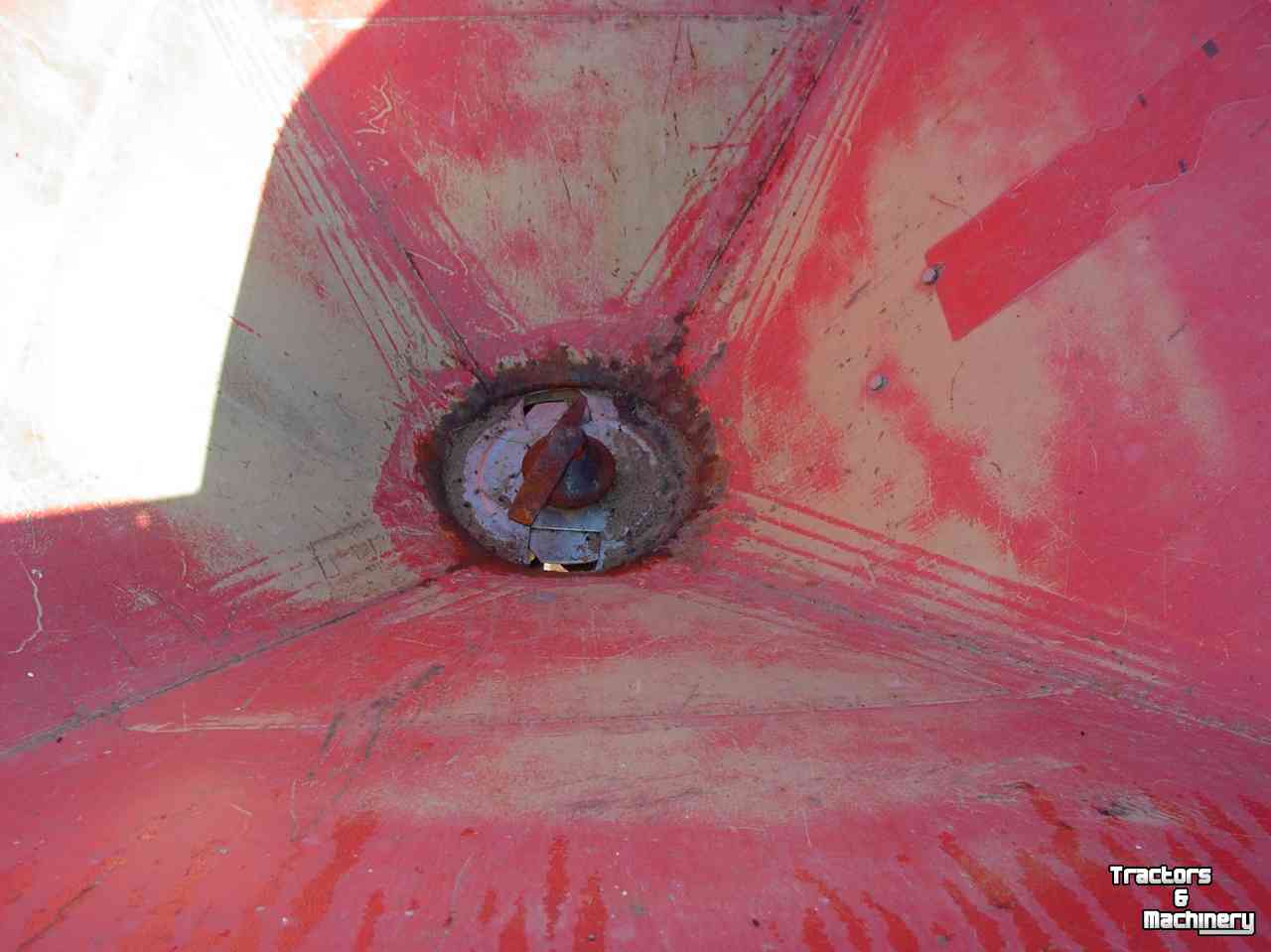 Distributeur d‘engrais Kuhn ZSA 800