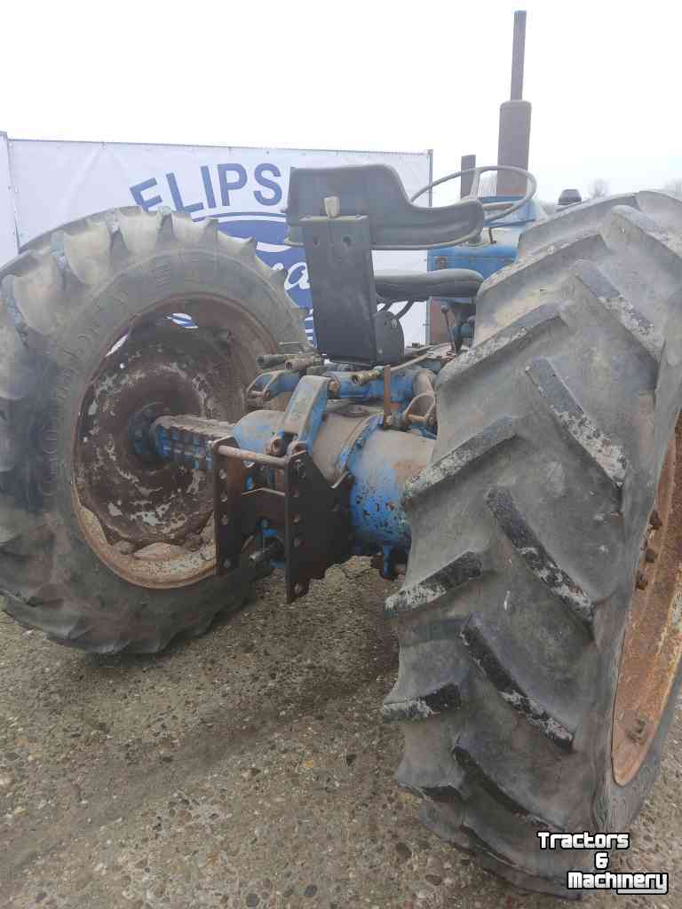Tracteur pour horticulture Ford 4000