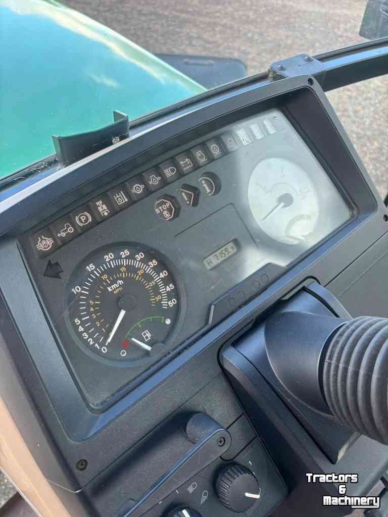 Tracteur John Deere 6110