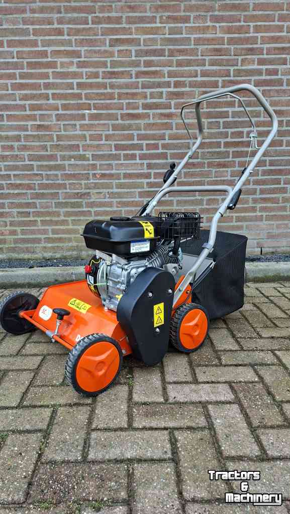 Autres matériel et accessoires de jardins et espaces verts  Dormak SC45 Verticuteermachine