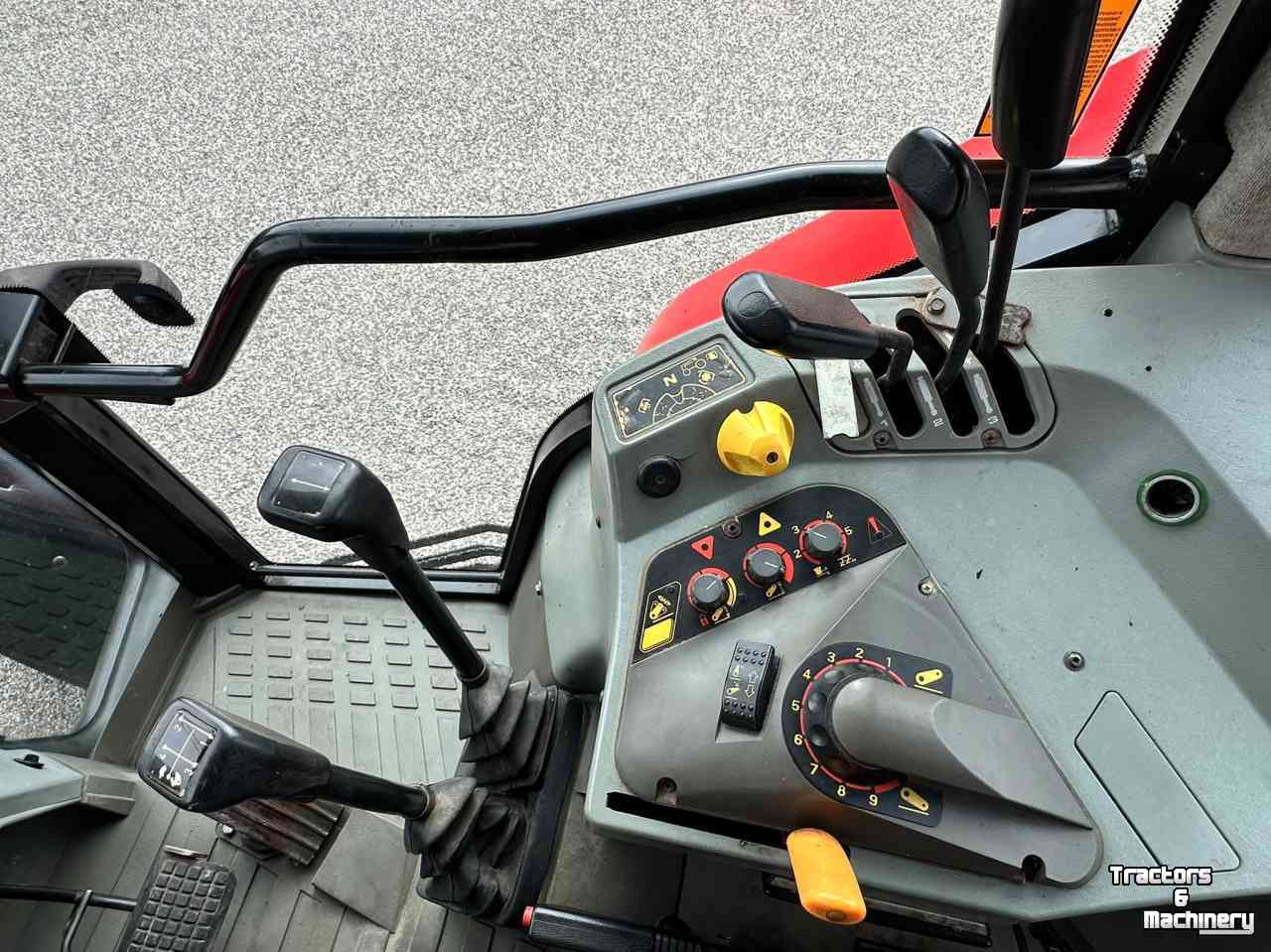 Tracteur Massey Ferguson 6180