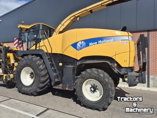 Ensileuse automotrice New Holland FR9080
