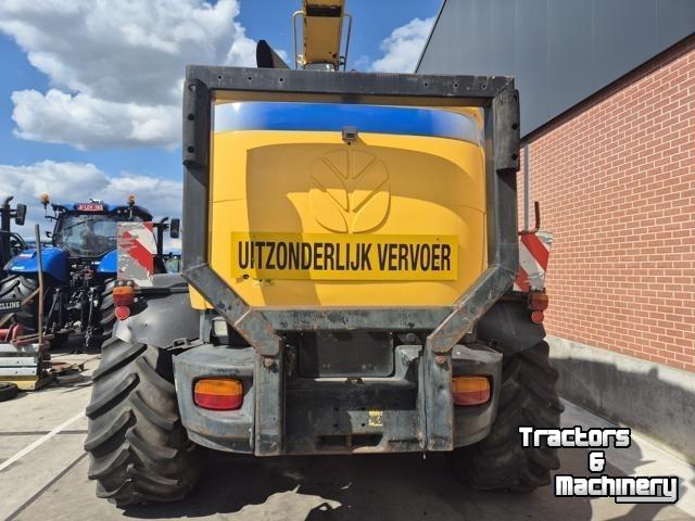 Ensileuse automotrice New Holland FR9080