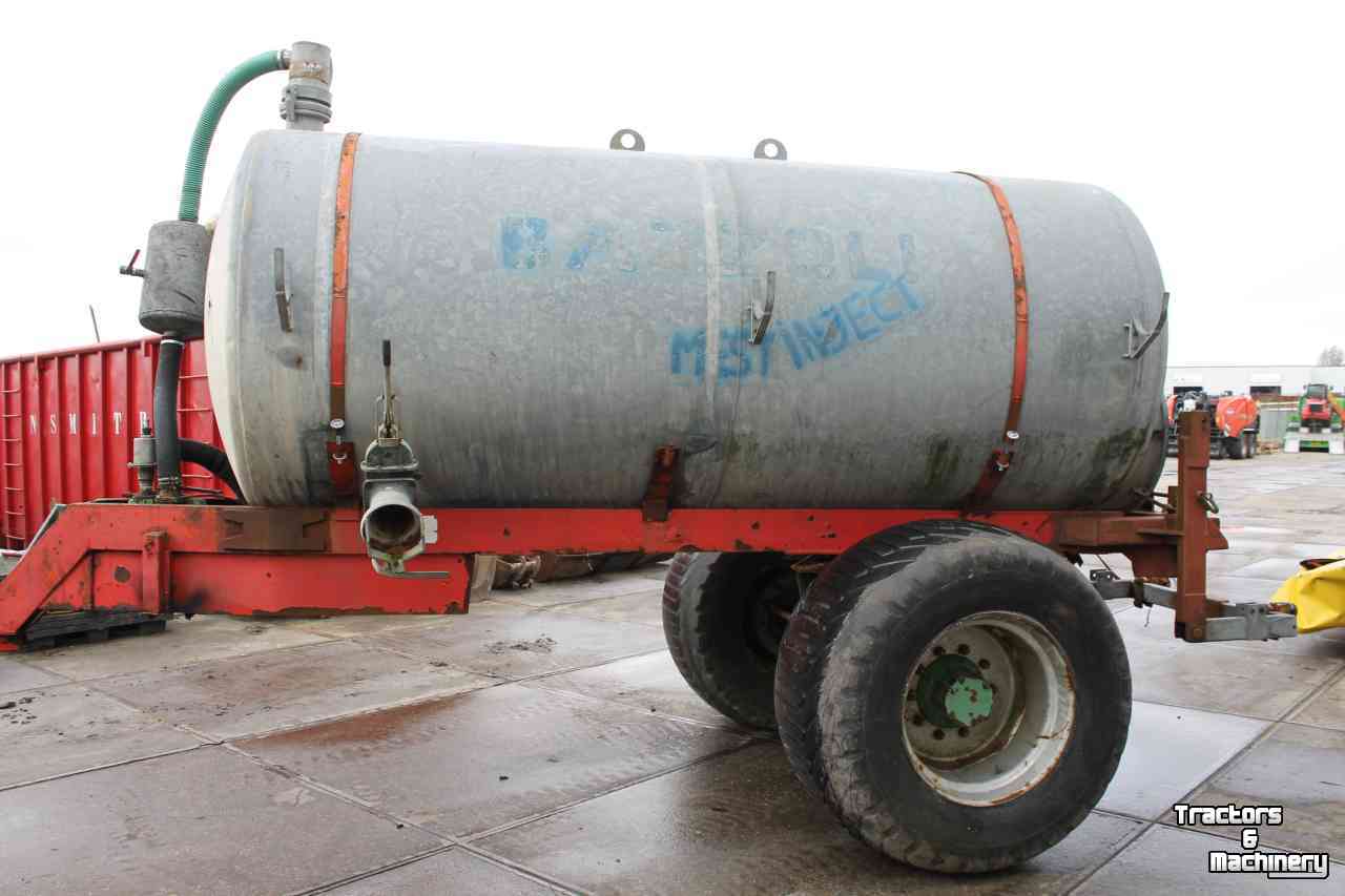 Tonneau de lisier Beco MT6800 liter enkelas mesttank giertank vacuumtank waterwagen