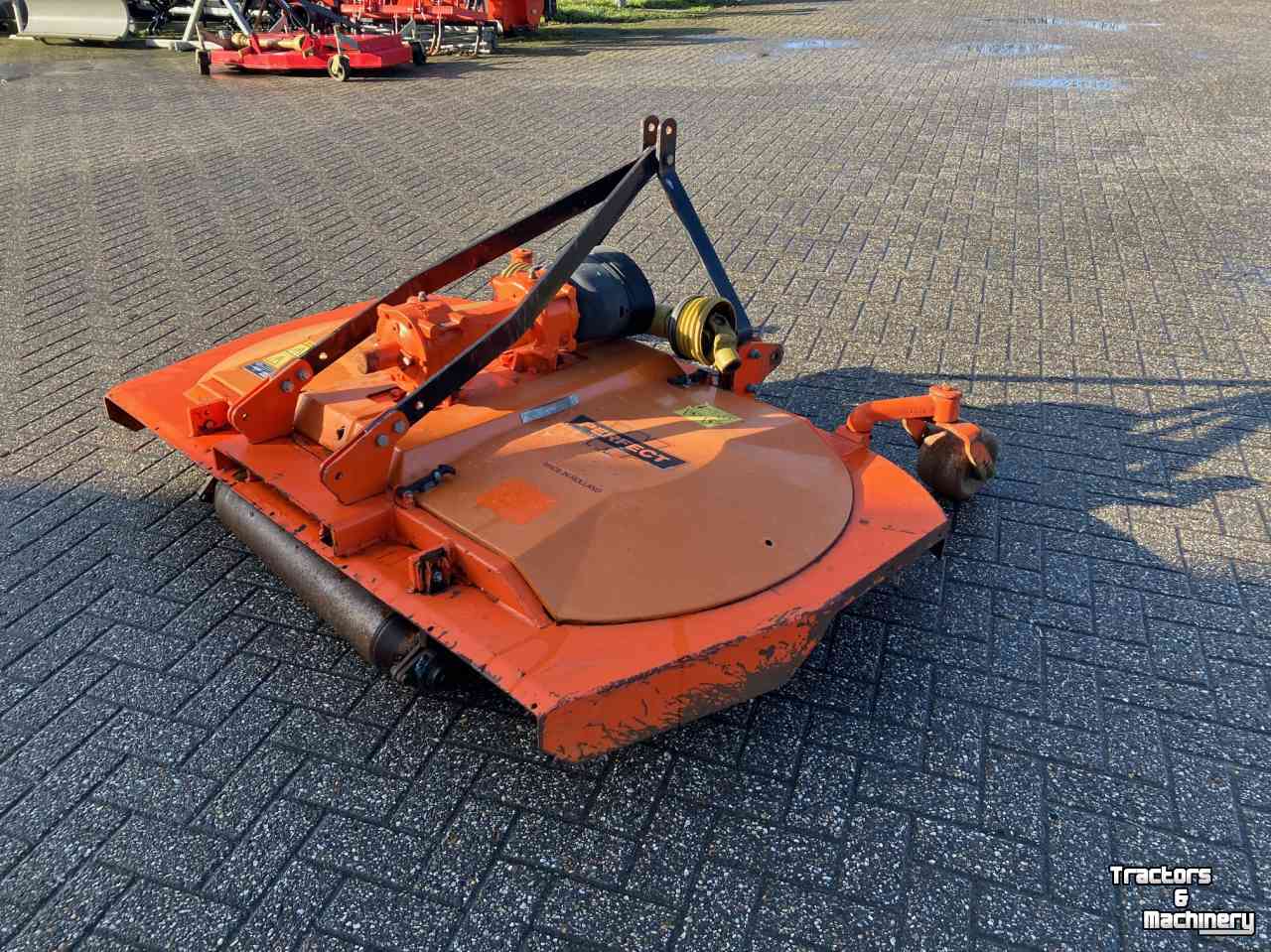 Tondeuse de refus Perfect RN-200  boomgaardmaaier wielandbloter cirkelmaaier